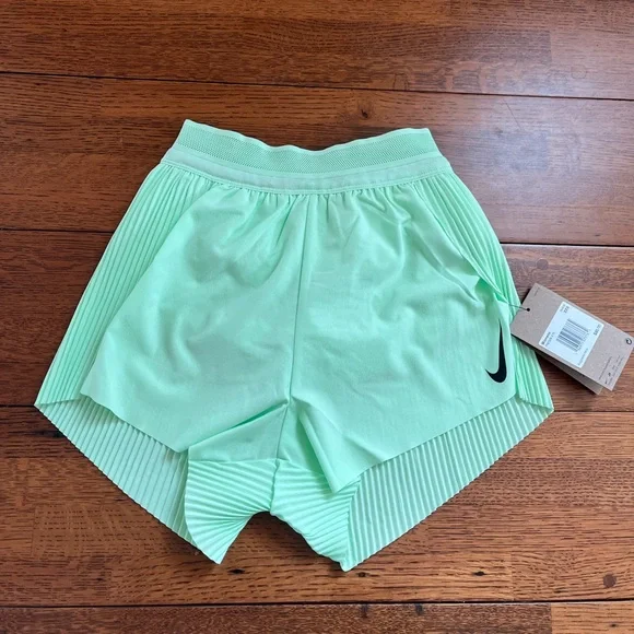 NEW Nike aeroswift running shorts - Picture 2 of 4